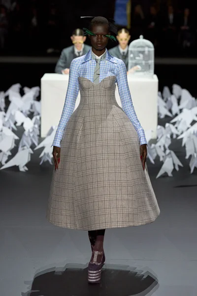 Look 60